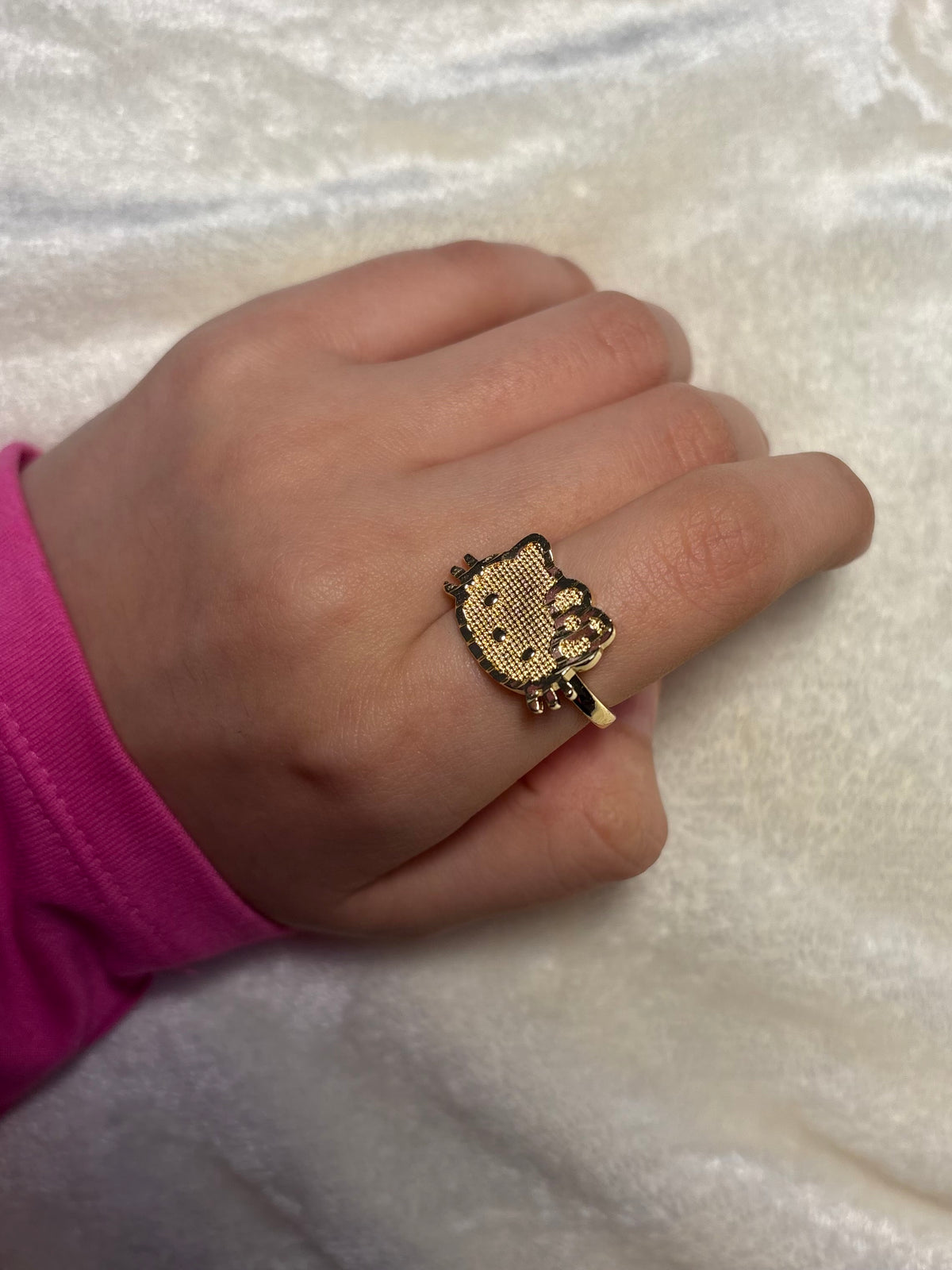 14KT Gold plated Hello kitty ring🎀 Size 8 Only